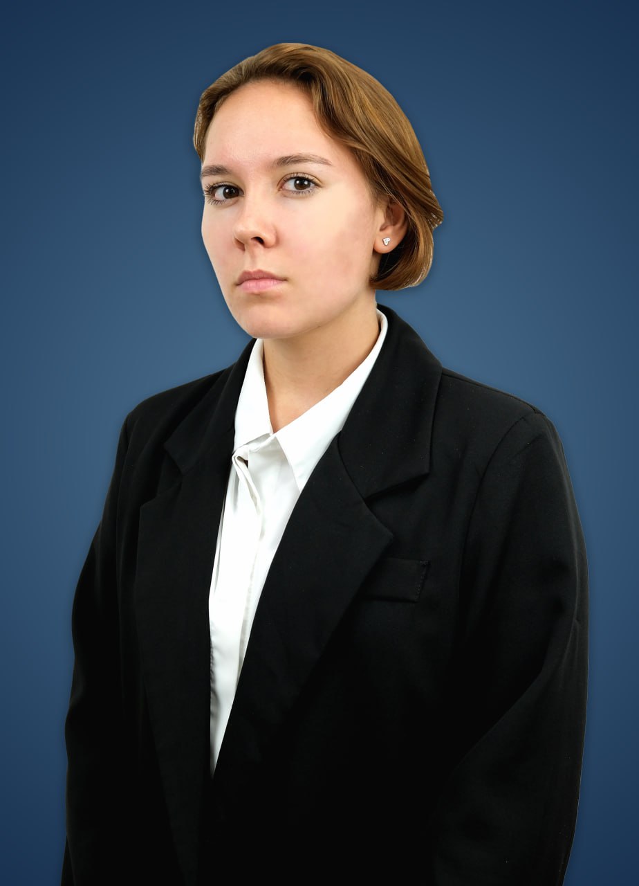 фото сотрудника